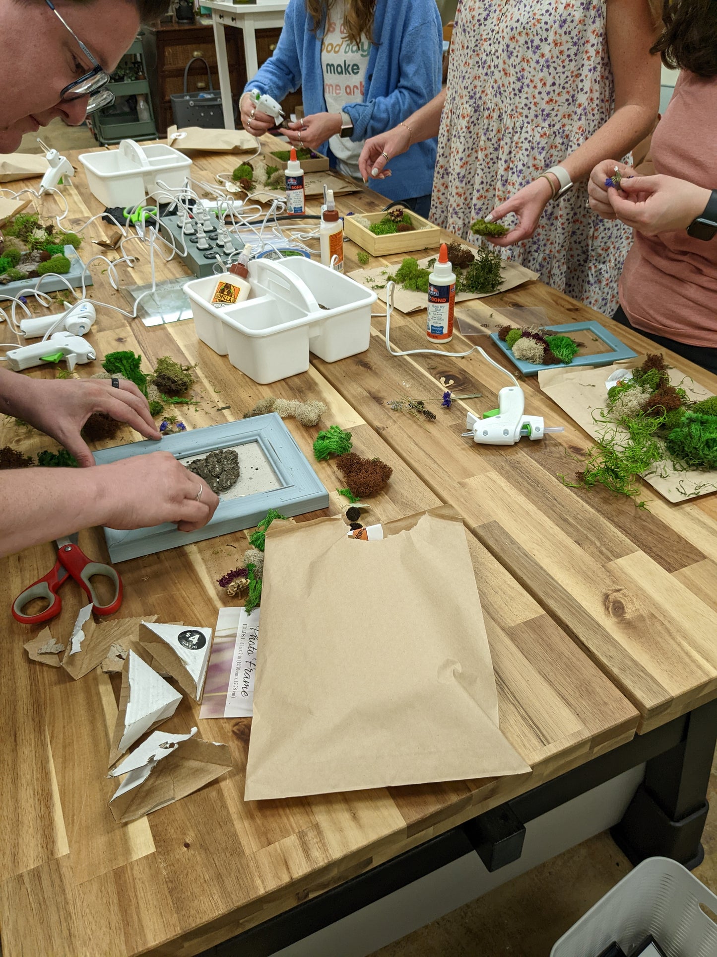 Workshop: Dec 16 Moss Frame Art